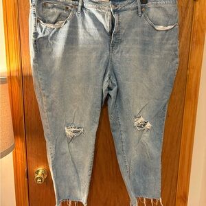 Madewell Light Blue Distressed Cropped Jeans